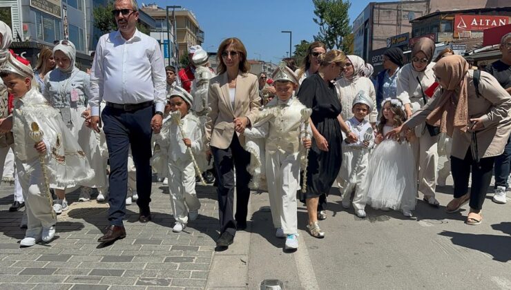 GELENEKSEL SÜNNET ŞÖLENİ DÜZCE’DE DUALARLA BAŞLADI