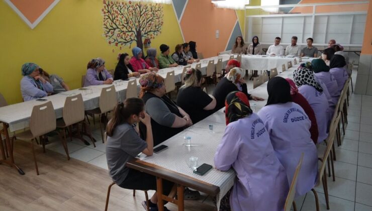 İL MÜDÜRÜ İSA YAZICI’DAN NECLA PEKOLCAY KIZ ÖĞRENCİ YURDU’NA ZİYARET