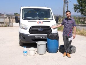 DÜZCE BELEDİYESİ’NDEN YAZ AYLARINDA SİNEK UYARISI ”BİR BARDAK SUDA BİLE YÜZLERCE YUMURTA BIRAKABİLİRLER”