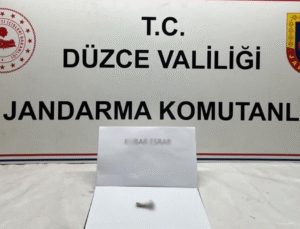 Düzce Merkez’de Jandarma Devriyesinde Uyuşturucu Ele Geçirildi