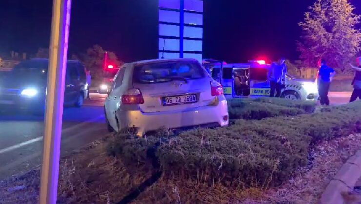 SERVİS ARACI İLE OTOMOBİL ÇARPIŞTI; 2 KİŞİ YARALANDI