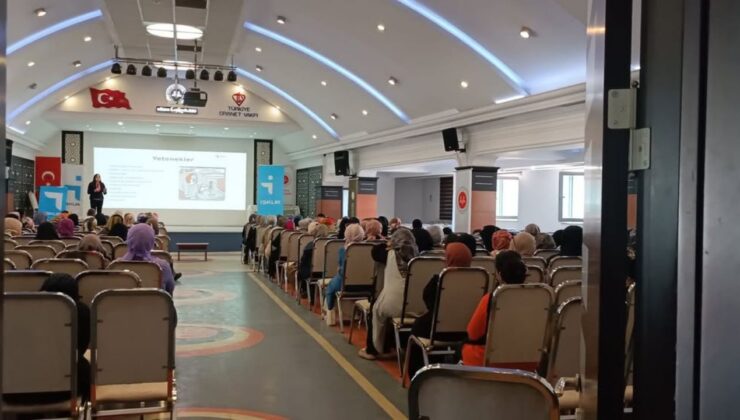 MÜFTÜLÜK PERSONELİNE KIRIM KONGO KANAMALI ATEŞİ EĞİTİMİ VERİLDİ